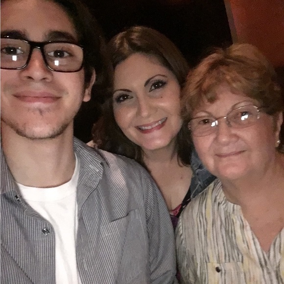 Meet your Posher, Asantilu & Fam. - Picture 4 of 9